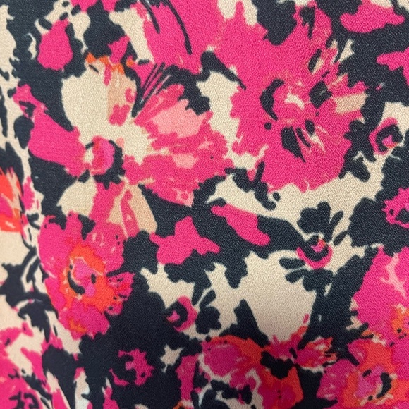 NWOT LOFT Long Sleeved  Pink and Black Floral Blouse top Size XS romantic floral - Picture 6 of 6
